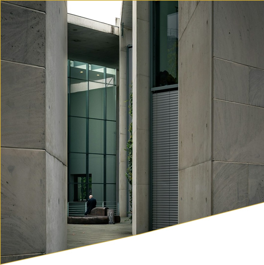 Что отличает нас